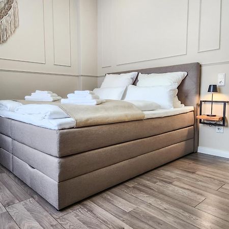 Geli Homes L1 - 2X Zimmer, 2X Kingsize Bett, 1 Bis 4 Personen, Parkplatz, Tv, Wifi, Top Kueche, Kaffee, Tee Lünen Eksteriør bilde